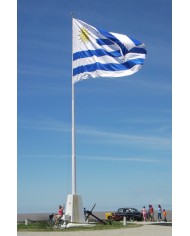 Bandera Uruguay exterior