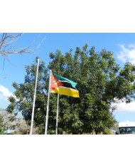 Bandera Mozambique exterior